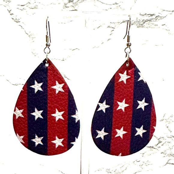 New American Flag Faux Leather Stars Stripes Patriotic Dangle Earring - Picture 2 of 5